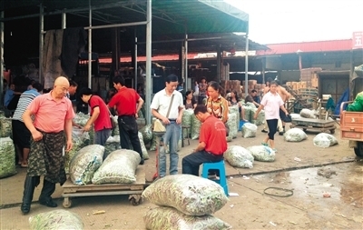 香港上市公司陰陽(yáng)合同收購(gòu)武漢農(nóng)貿(mào)市場(chǎng)_湖北頻道_鳳凰網(wǎng)